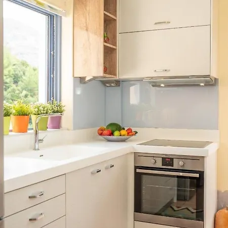 House Kochyli Semesterbostad *