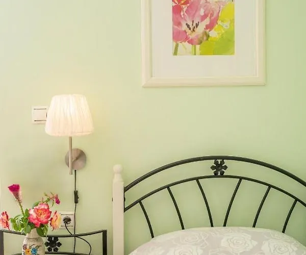 House Kochyli * Agia Eirini